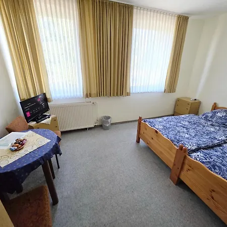 Stadt Hamburg 3*
